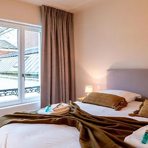 Appartement Huswell - Romantic Getaway With Terrace In